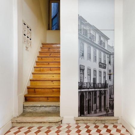 Alfama Sophisticate Flat With Balconies 2Bedrs 2Baths & Ac In 19Th Century Building Historic Center Apartment Lisbon Exterior photo