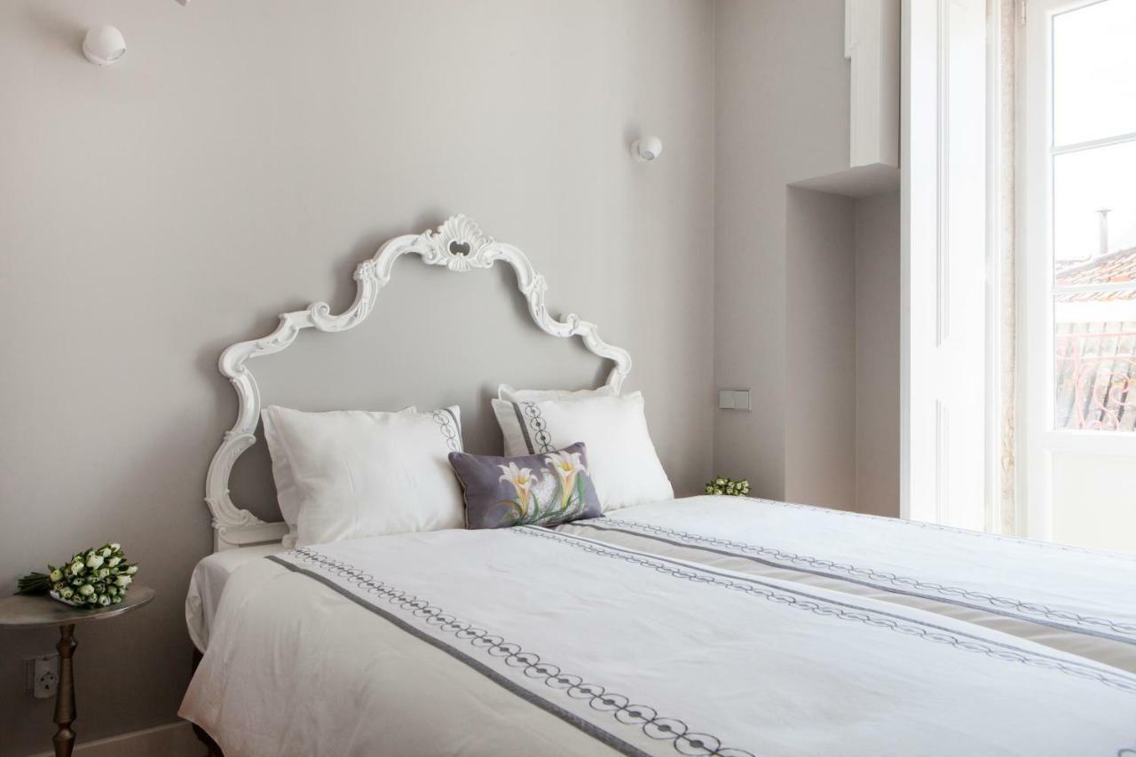 Alfama Sophisticate Flat With Balconies 2Bedrs 2Baths & Ac In 19Th Century Building Historic Center Apartment Lisbon Exterior photo