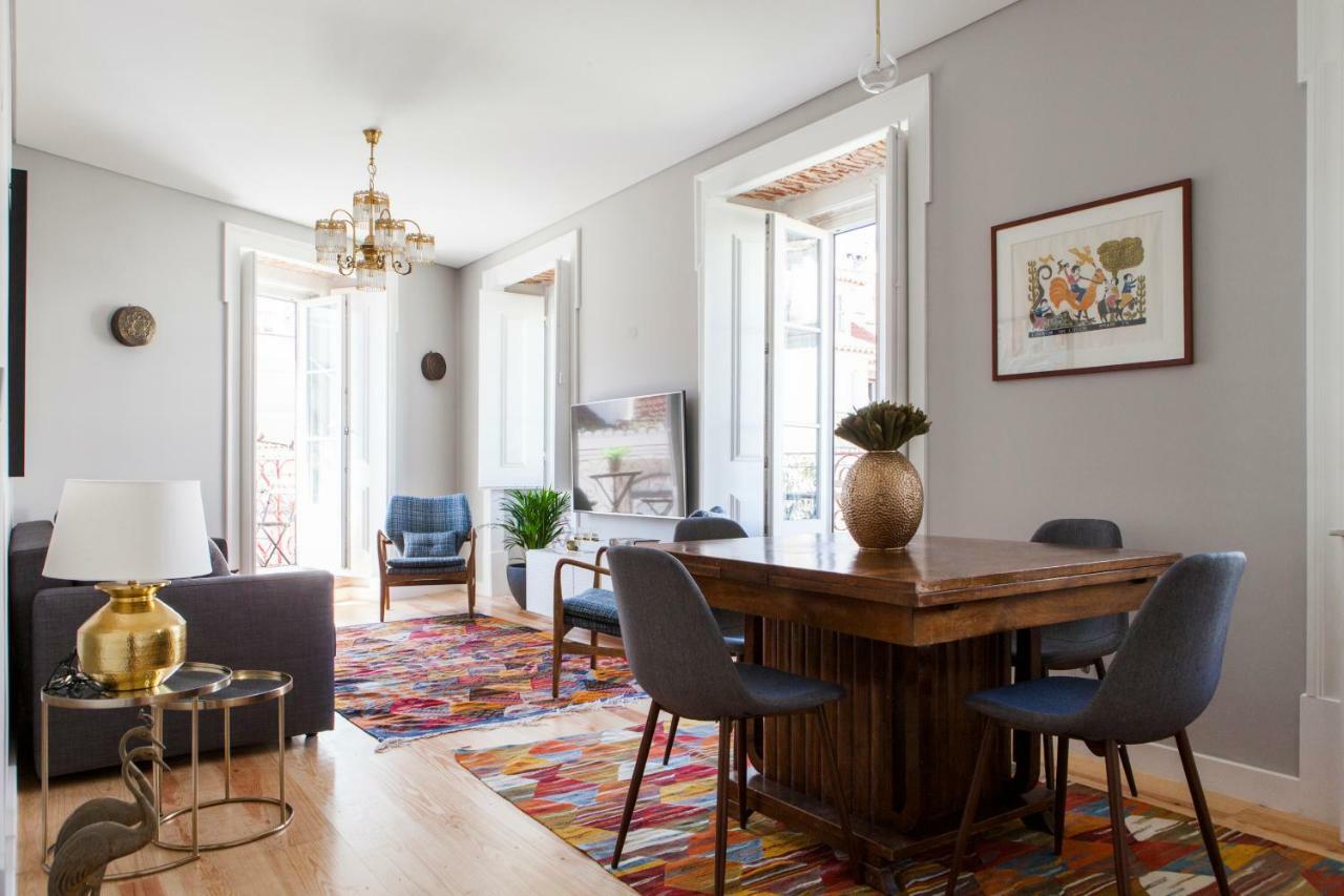 Alfama Sophisticate Flat With Balconies 2Bedrs 2Baths & Ac In 19Th Century Building Historic Center Apartment Lisbon Exterior photo