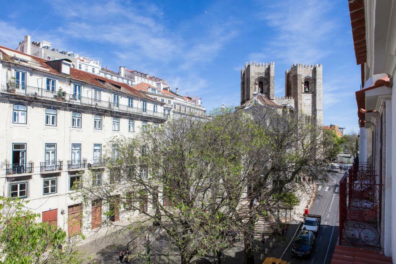 Alfama Sophisticate Flat With Balconies 2Bedrs 2Baths & Ac In 19Th Century Building Historic Center Apartment Lisbon Exterior photo