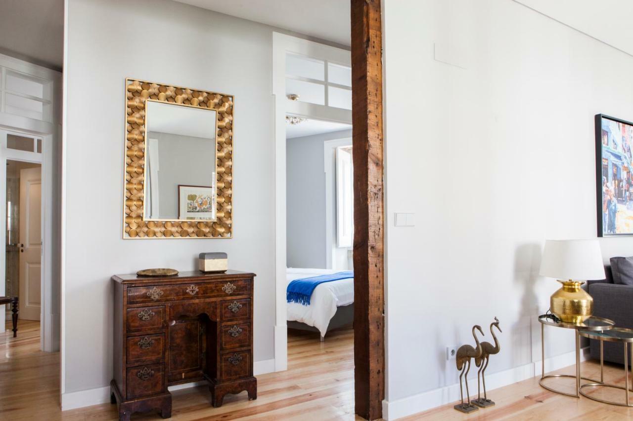 Alfama Sophisticate Flat With Balconies 2Bedrs 2Baths & Ac In 19Th Century Building Historic Center Apartment Lisbon Exterior photo